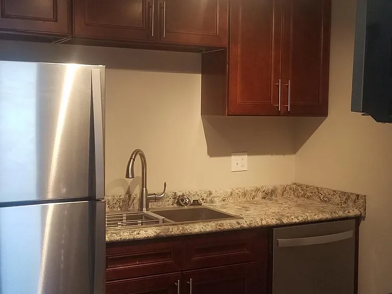 2320 S Grand Blvd #200 — Photo 2