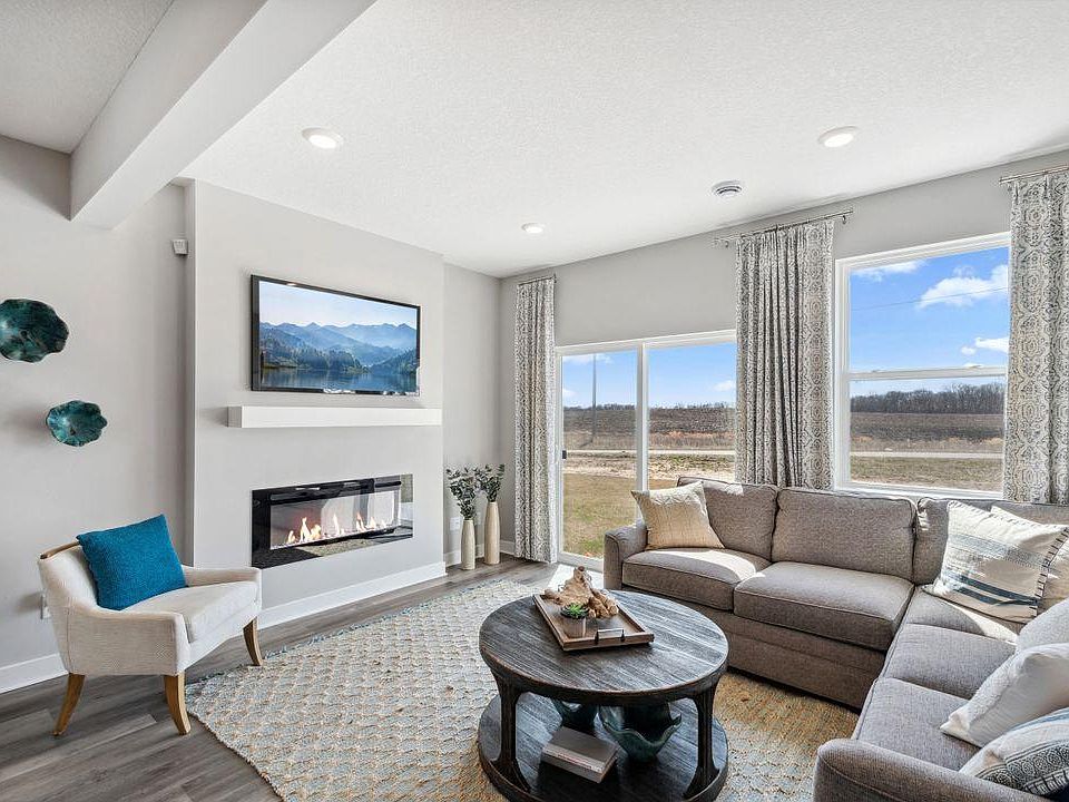 1st image of 597 Greywood Blvd