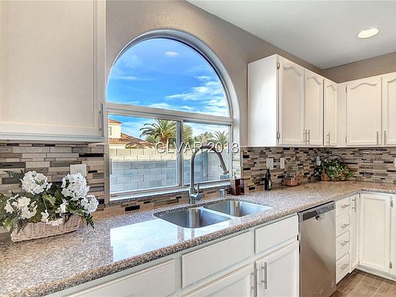 4th image of 7404 Summer Crest Ln