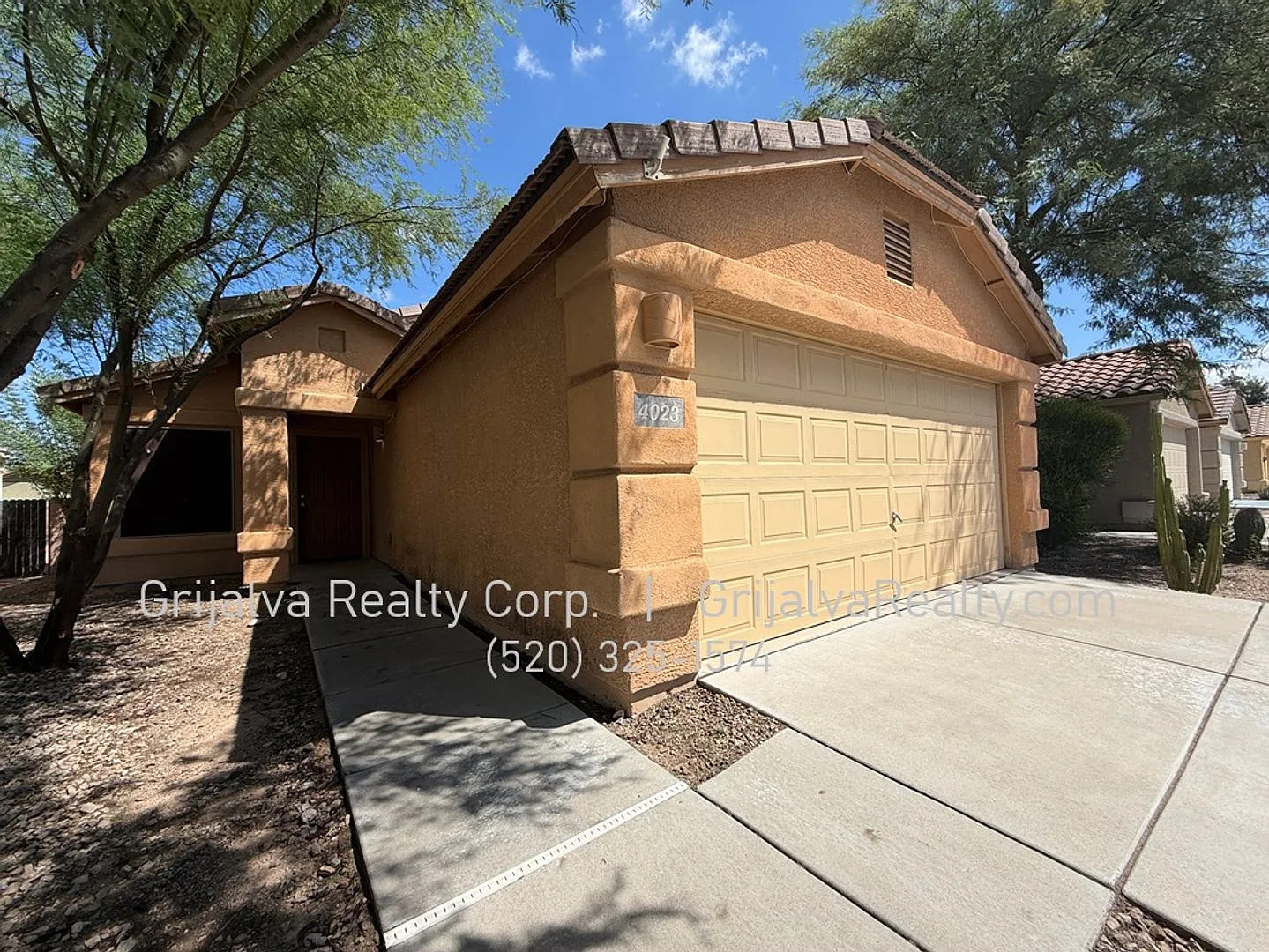 Lovely 3 Bedroom, 2 Bath House for Rent in Valencia Reserve South (Valencia/Alvernon) — Photo 2