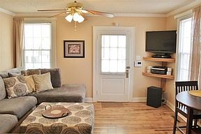 4th image of 531 Shirley St