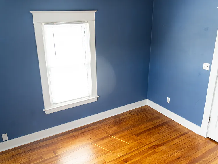321 Ann St NE — Photo 16