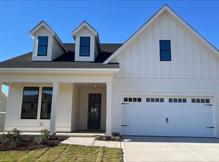 48 Firefly Ln, Fuquay Varina, NC 27526