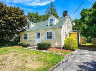88 School St, Lexington, MA 02421
