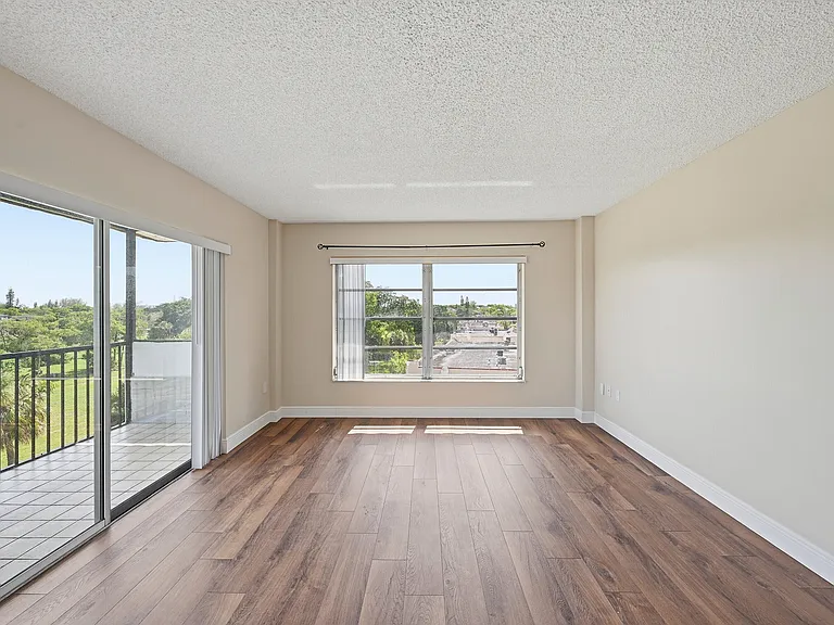 4158 Inverrary Dr #511 — Photo 4