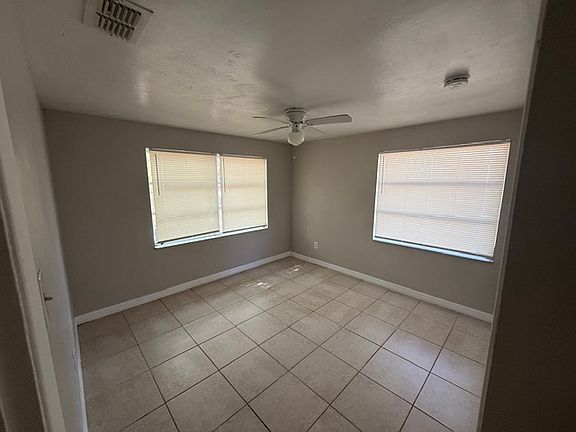 4th image of 2616 Harmony Ave