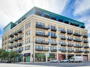 1645 W Ogden Ave Unit 303, Chicago, IL 60612