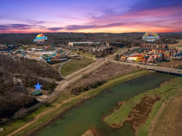 1339 Old Knoxville Hwy, Sevierville, TN 37876