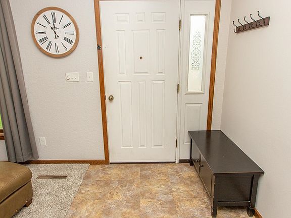 5th image of 1618 Centennial Dr