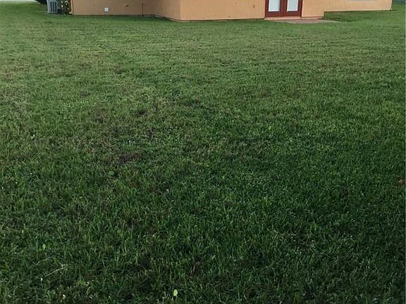 2nd image of 395 SE Gasparilla Ave