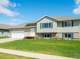 506 S Shebal Ave, Harrisburg, SD 57032