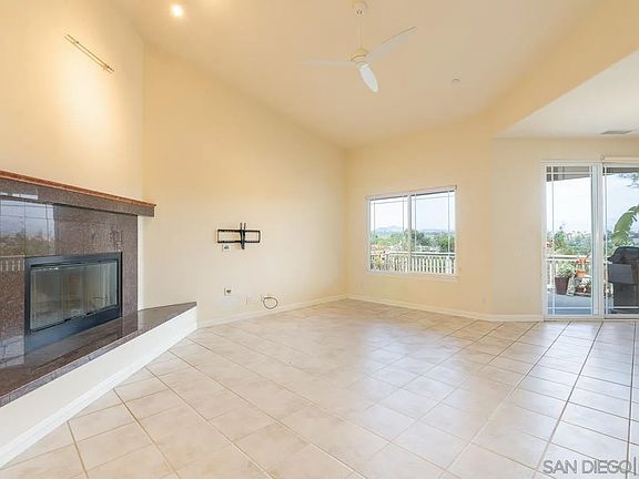 3rd image of 613 Carnation Ln