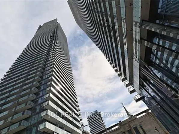 1080 Bay St, Toronto, ON