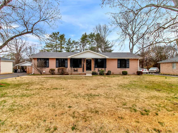 1918 Fern Dr, Murfreesboro, TN 37130