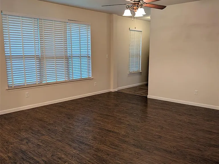 14156 Shadow Bay Dr — Photo 3