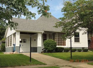 854 E Washington St, Hoopeston, IL 60942