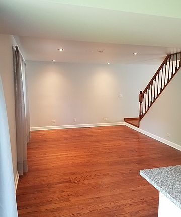 4th image of 366 Honey Locust Dr