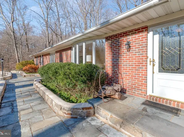 1100 Timber Trail Rd, Towson, MD 21286