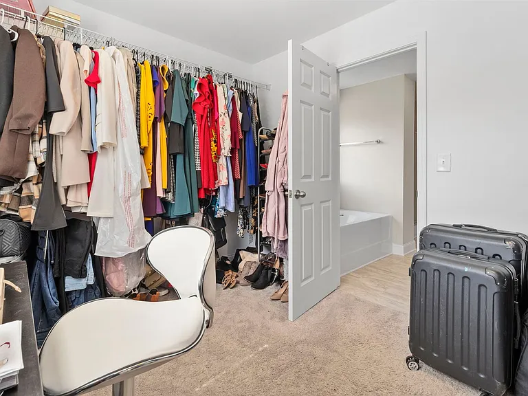 6508 Satjanon Dr — Photo 45