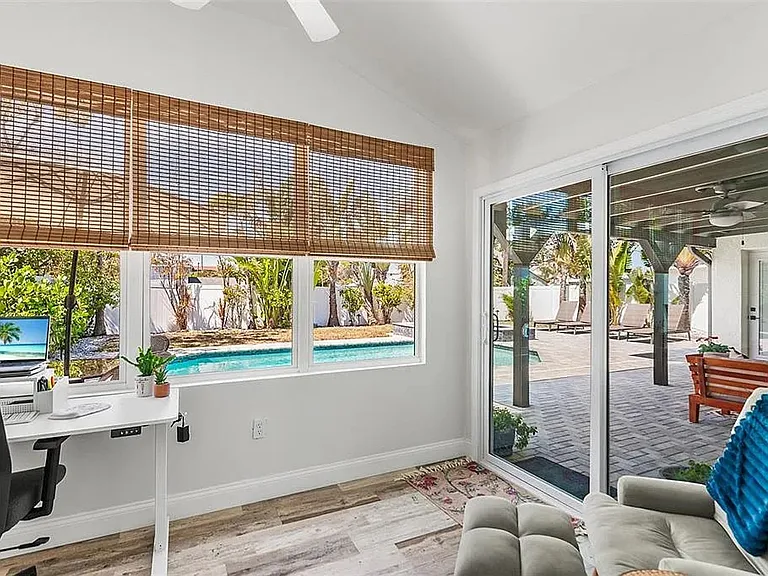 14024 N Bayshore Dr — Photo 34