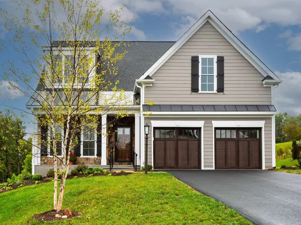 596 Drumin Rd, Keswick, VA 22947