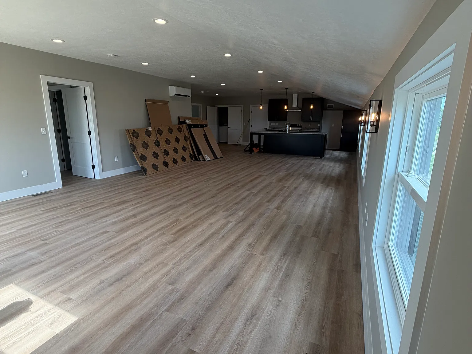 3 bed, 2000 sqft, $2,400 — Photo 4