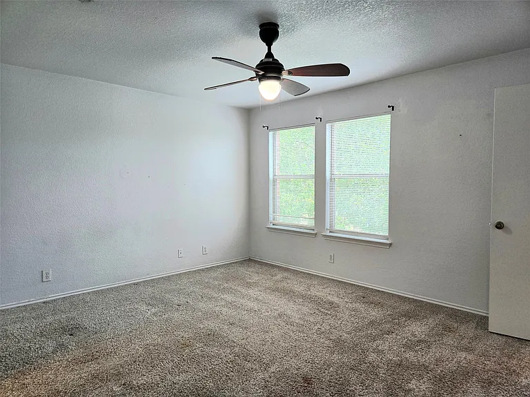 161 Beech Dr — Photo 13