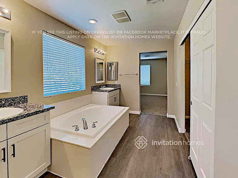 4934 Scholl Canyon Ave — Photo 21