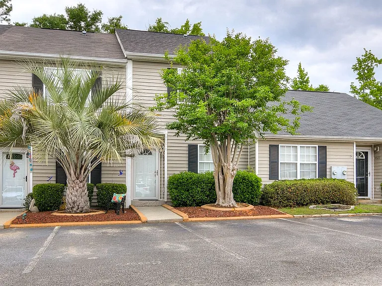 4691 Brookwood Ln — Photo 3