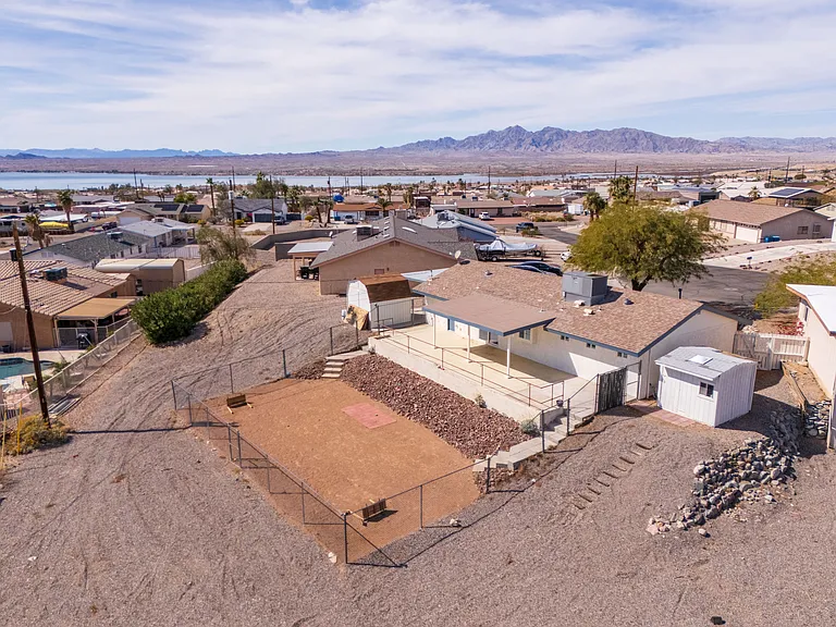 2150 Lake Havasu Plz — Photo 30