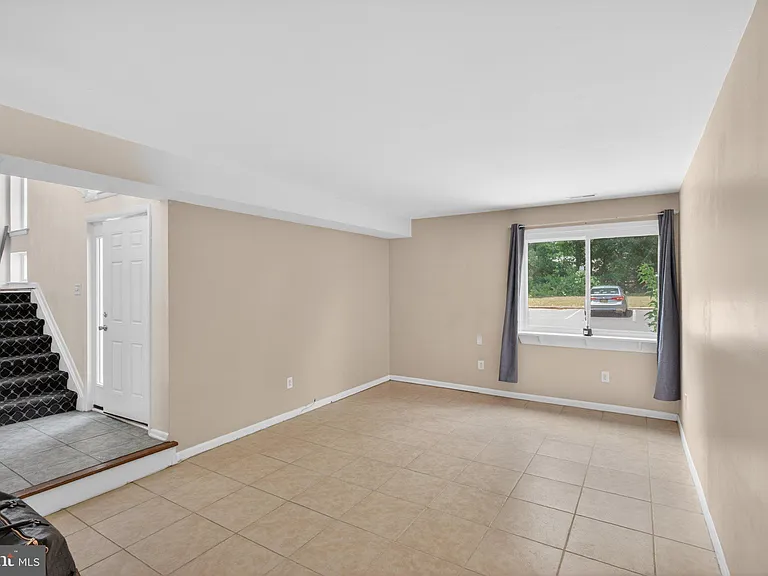 313 Barton Run Blvd — Photo 3