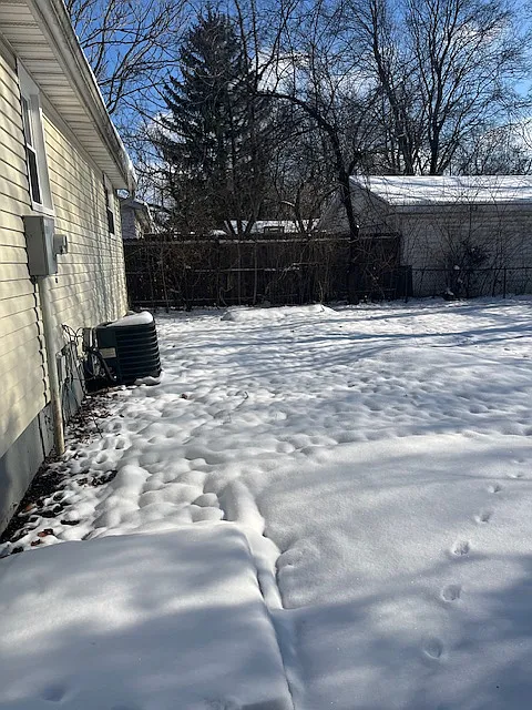 3 bed, 816 sqft, $1,400 — Photo 3