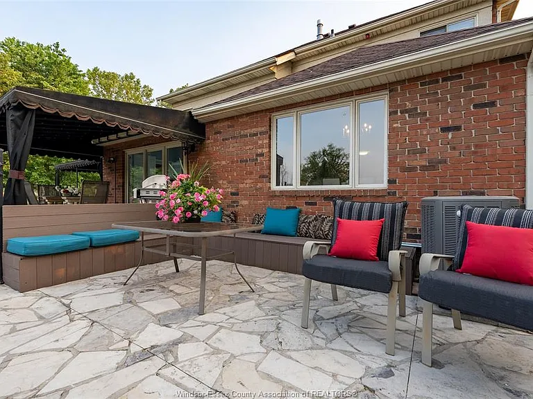 824 Lake Trail Dr — Photo 42