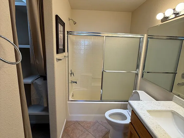 11367 S Kingman Ave — Photo 10