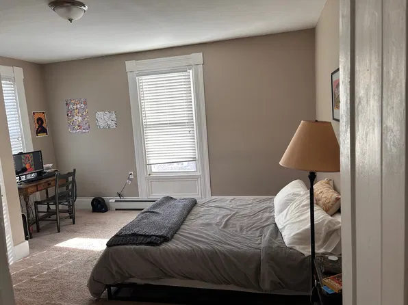 69 N Main St #1, Rockland, ME 04841
