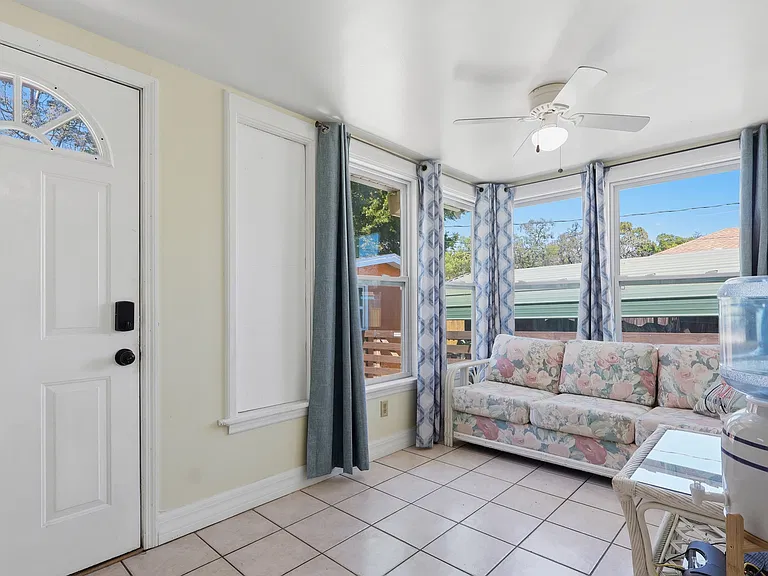 587 Dixie Hwy — Photo 22