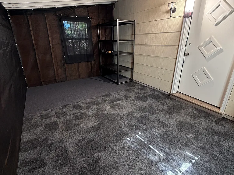 122 Zelus St — Photo 6