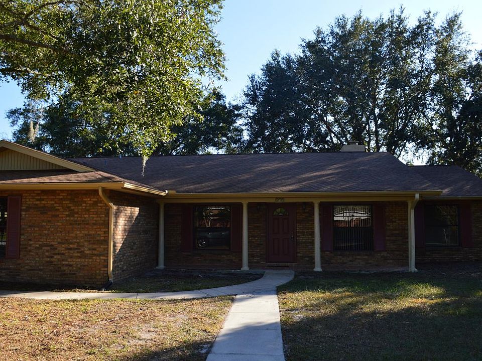 1st image of 775 Pine Way