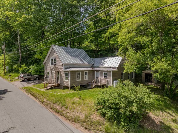 14 Bible Hill Road, Newbury, VT 05081