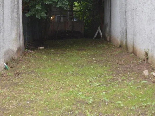 3810 Fairmount Ave, Philadelphia, PA 19104