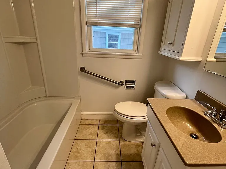 1411 S Willow Ave — Photo 11
