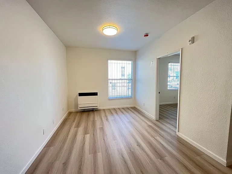 646 Foothill Blvd #103 — Photo 5
