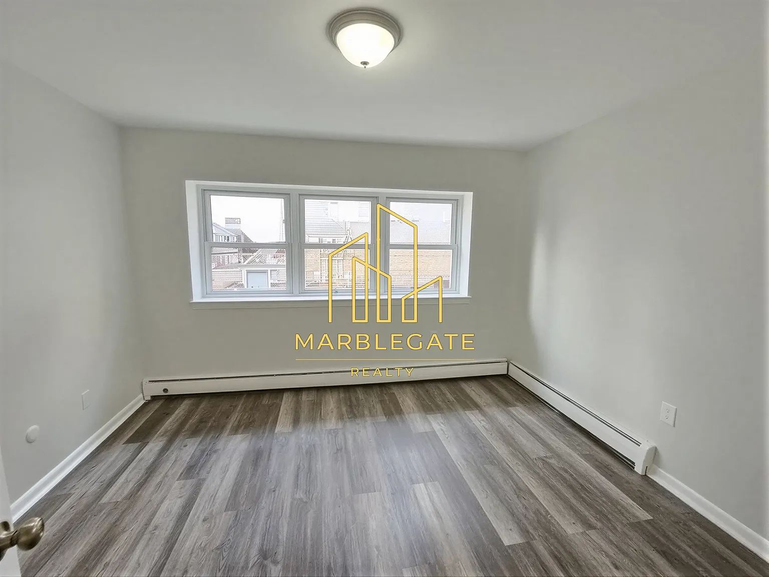 2 bed, 850 sqft, $1,650 — Photo 3