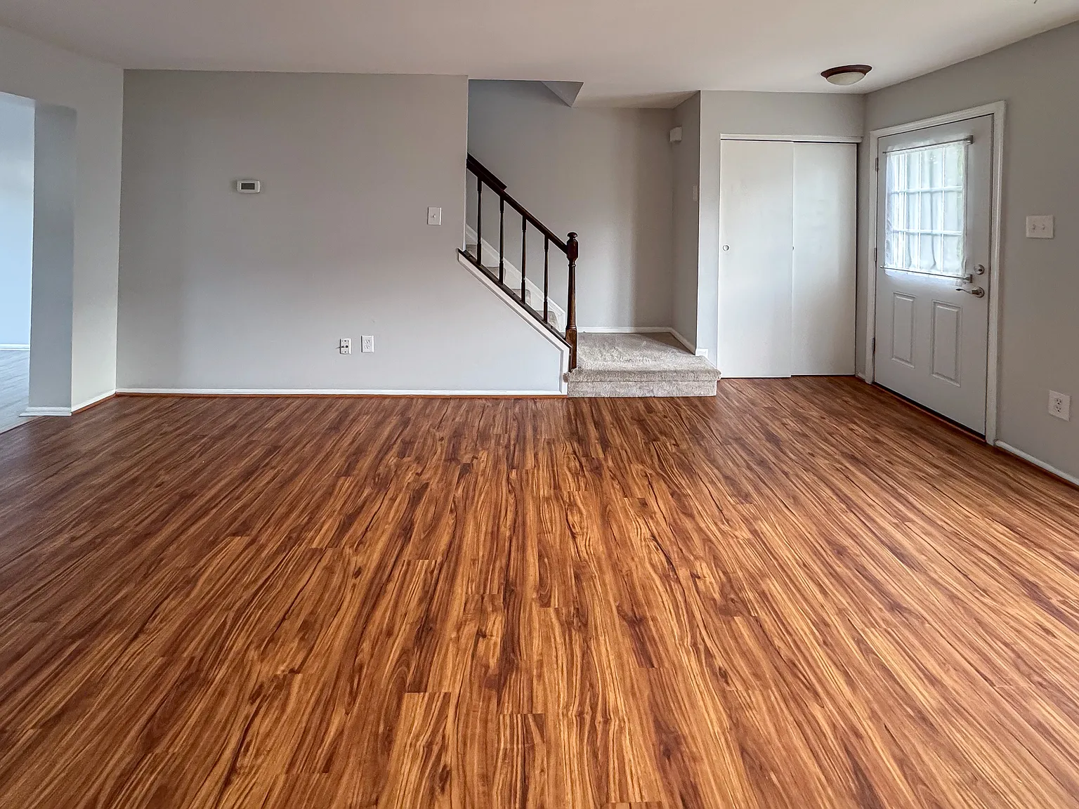2 bed, 1020 sqft, $2,700 — Photo 3