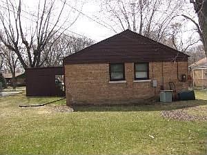3rd image of 21411 Butterfield Pkwy