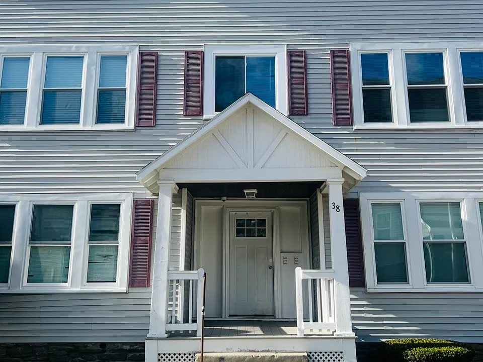 38 Birch St #5