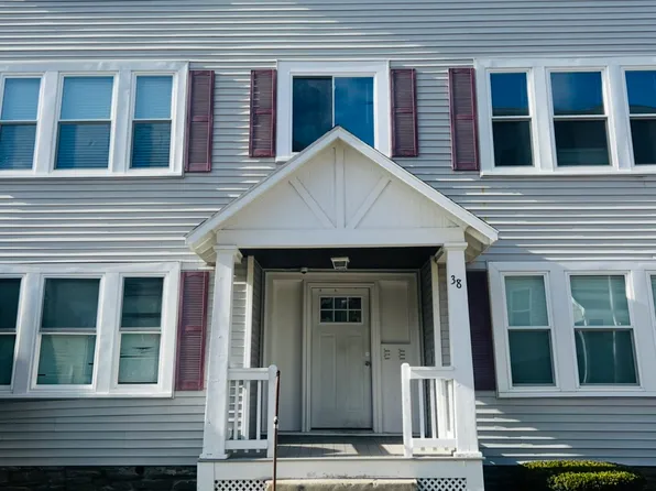 38 Birch St #5, Worcester, MA 01603