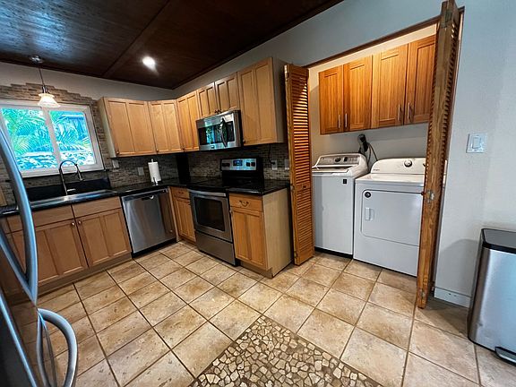 4th image of 167 Mahina St
