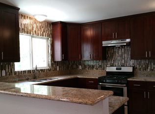 19018 Vincennes St, Northridge, CA 91324