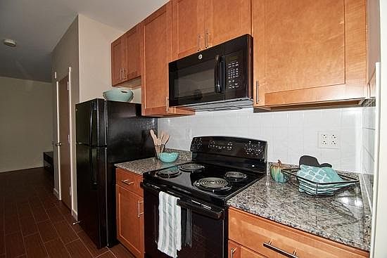 Galley Kitchen (studios & some 1-bedroom apts)
